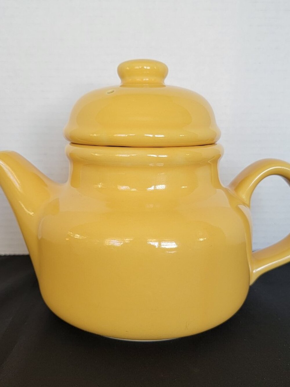 Vintage Yellow Ceramic Teapot Japan Retro Kitchenware Rondo Style